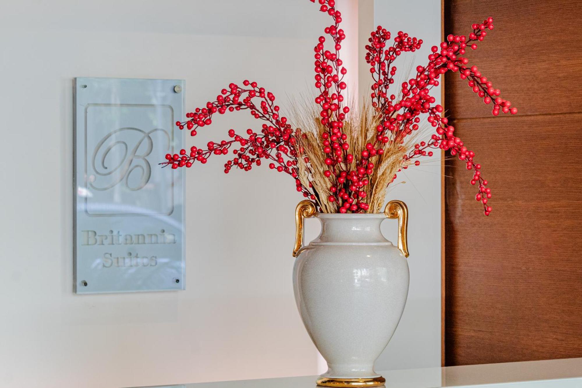 Britannia Suites Beiroet Buitenkant foto