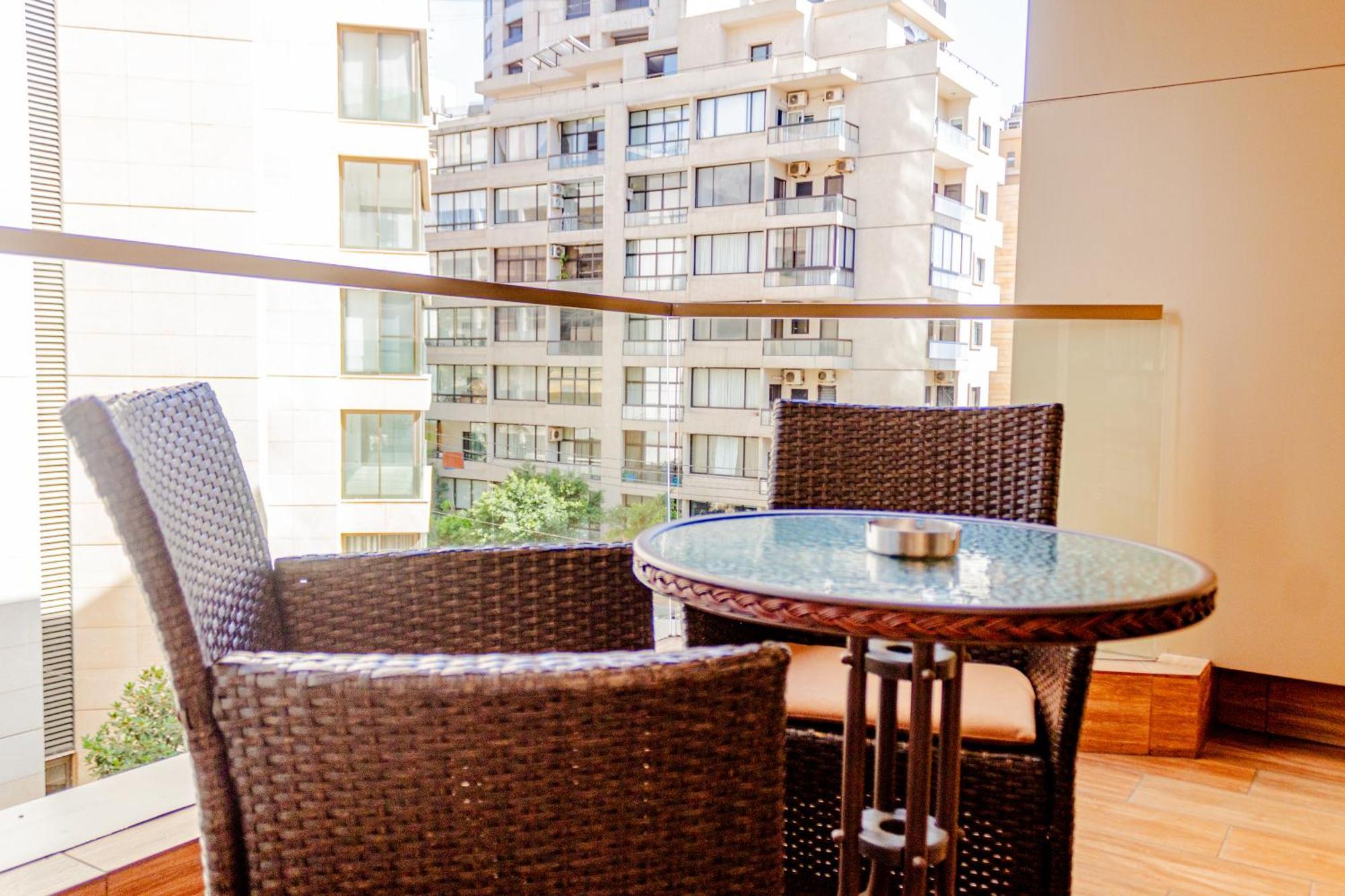 Britannia Suites Beiroet Buitenkant foto