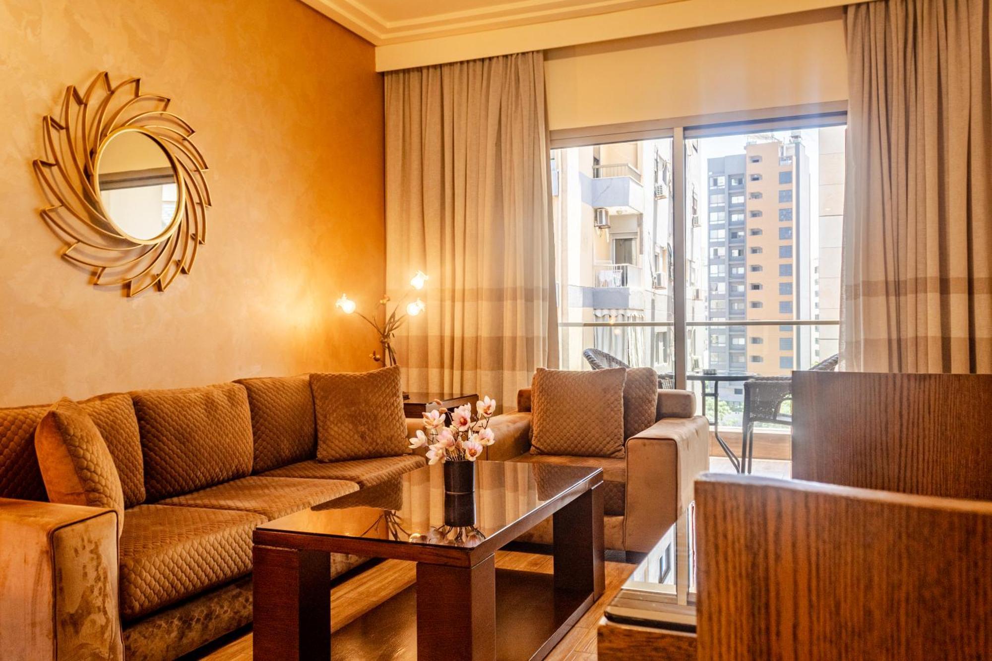 Britannia Suites Beiroet Buitenkant foto