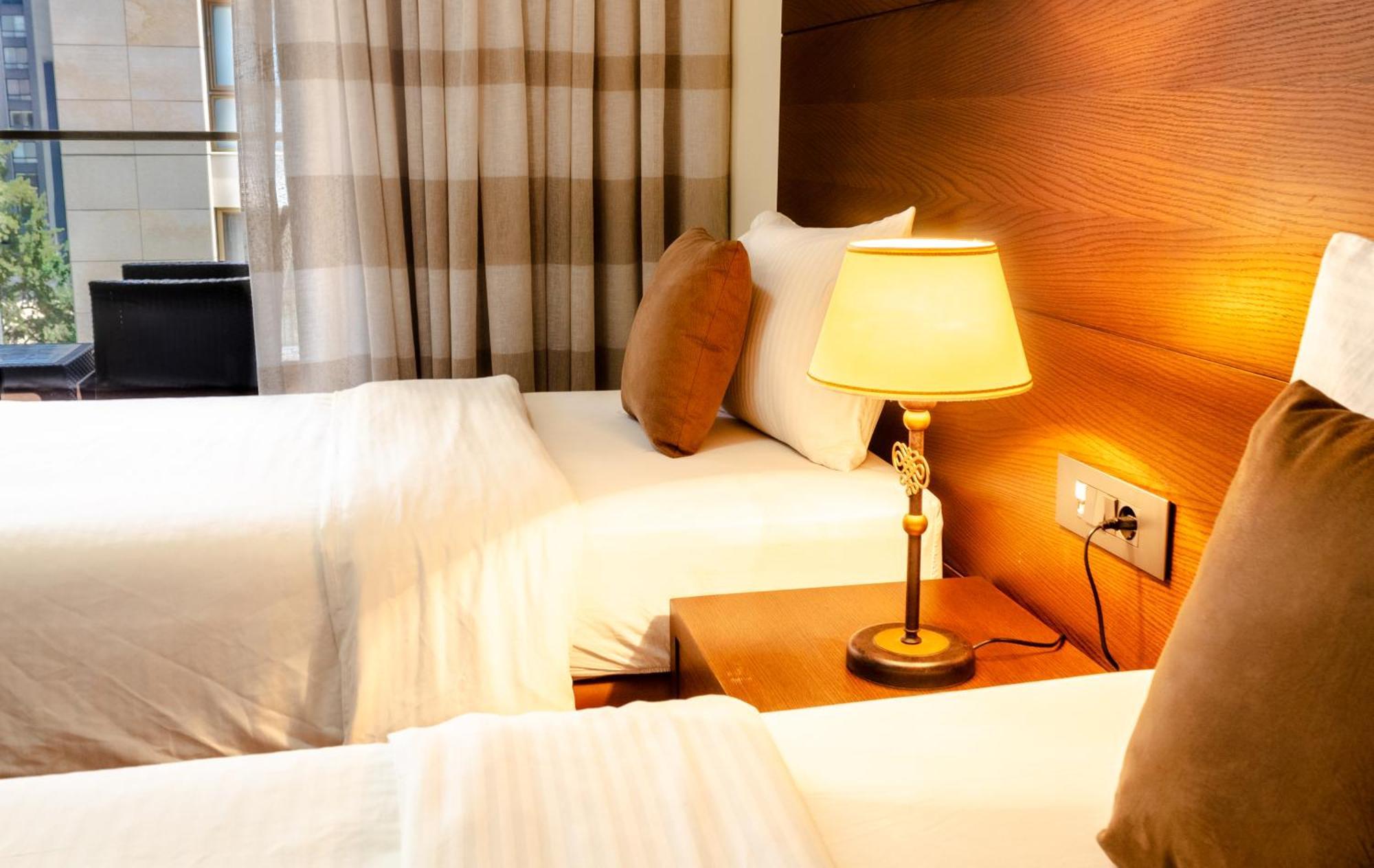 Britannia Suites Beiroet Buitenkant foto