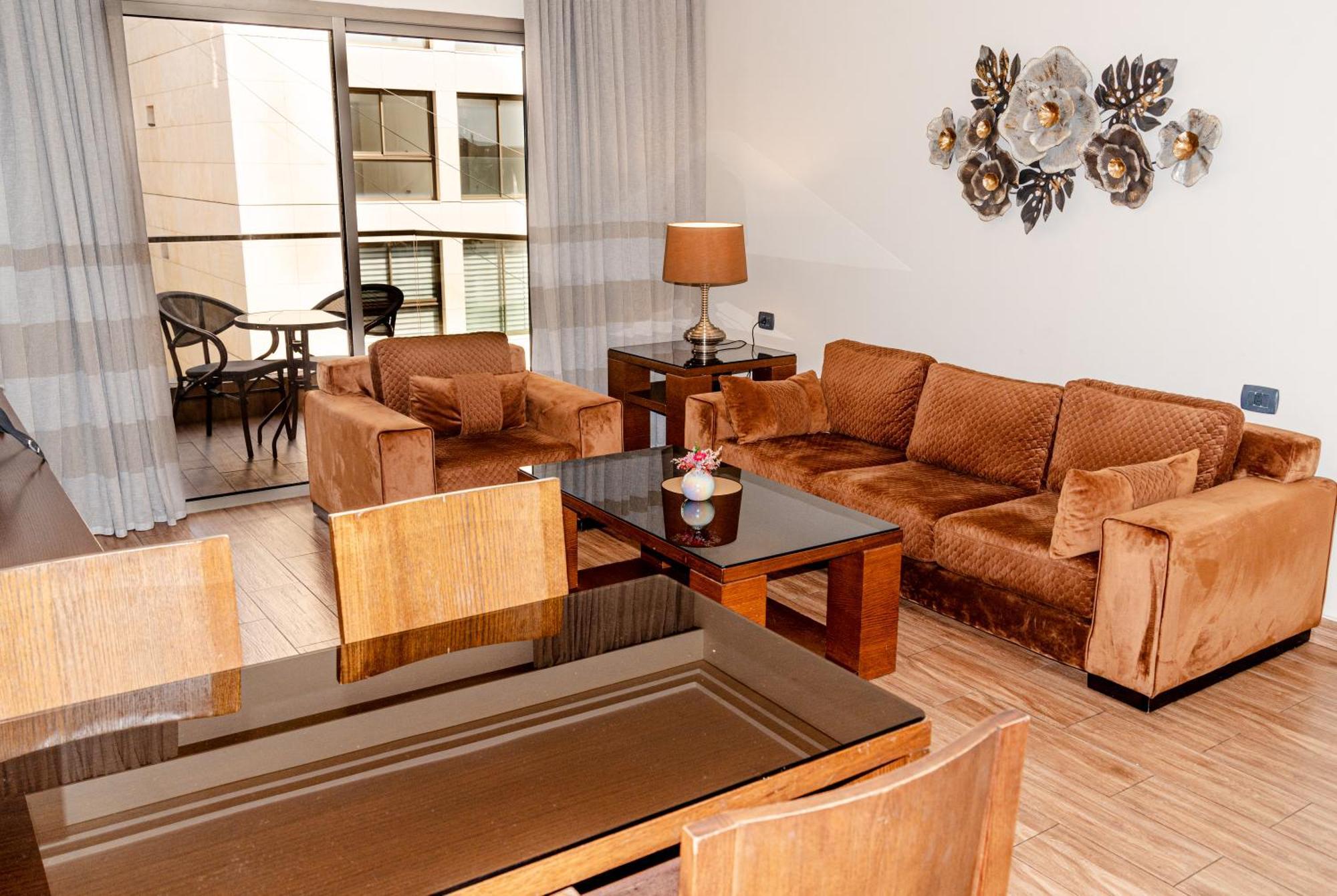 Britannia Suites Beiroet Buitenkant foto